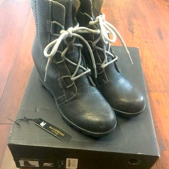 Sorel Joan of Artic Wedge II Boots - Picture 11 of 12